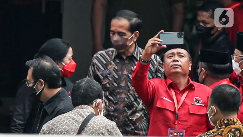 FOTO: Keakraban Presiden Jokowi dengan Para Kader PDIP