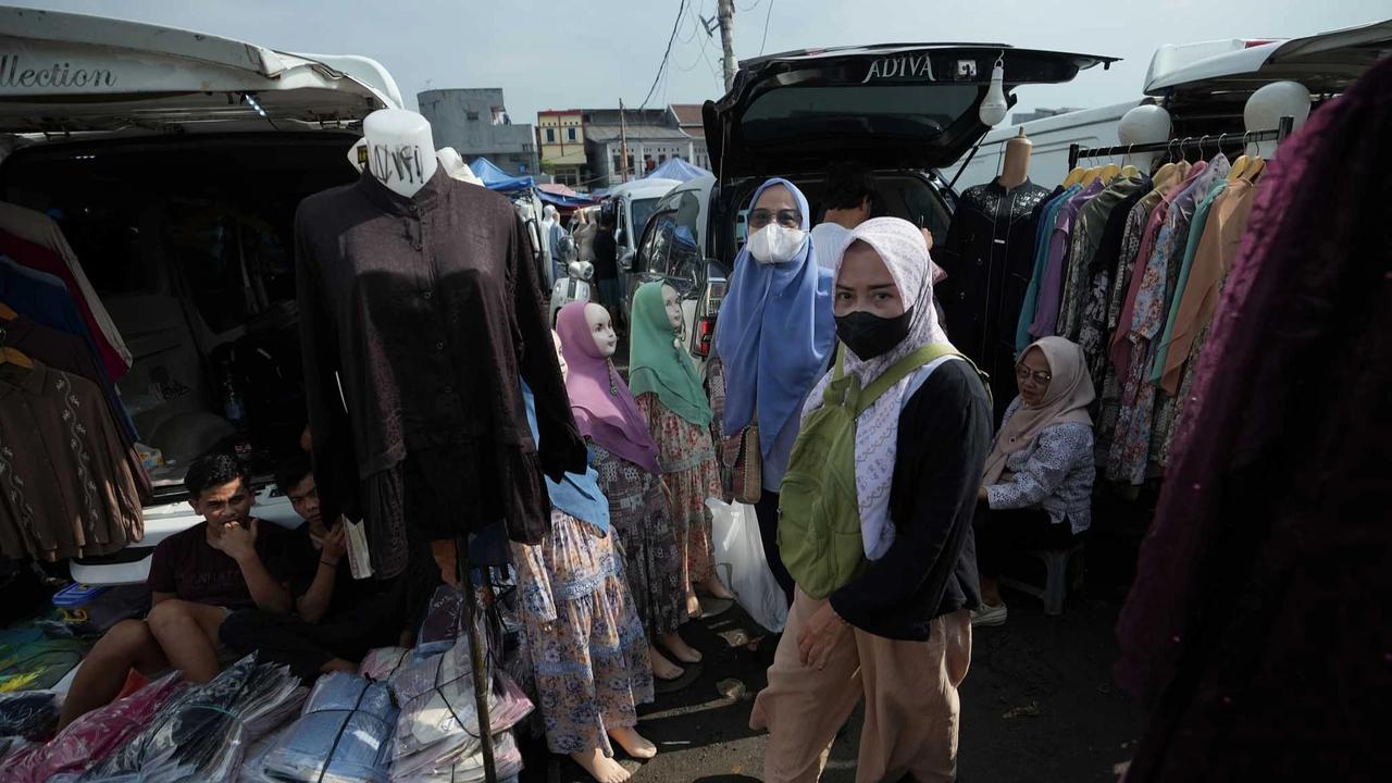 FOTO; Pasar Tasik Cideng ,  Alternatif Berburu Busana Muslim Menjelang Lebaran