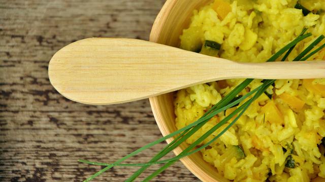 Ilustrasi cara, membuat nasi kuning