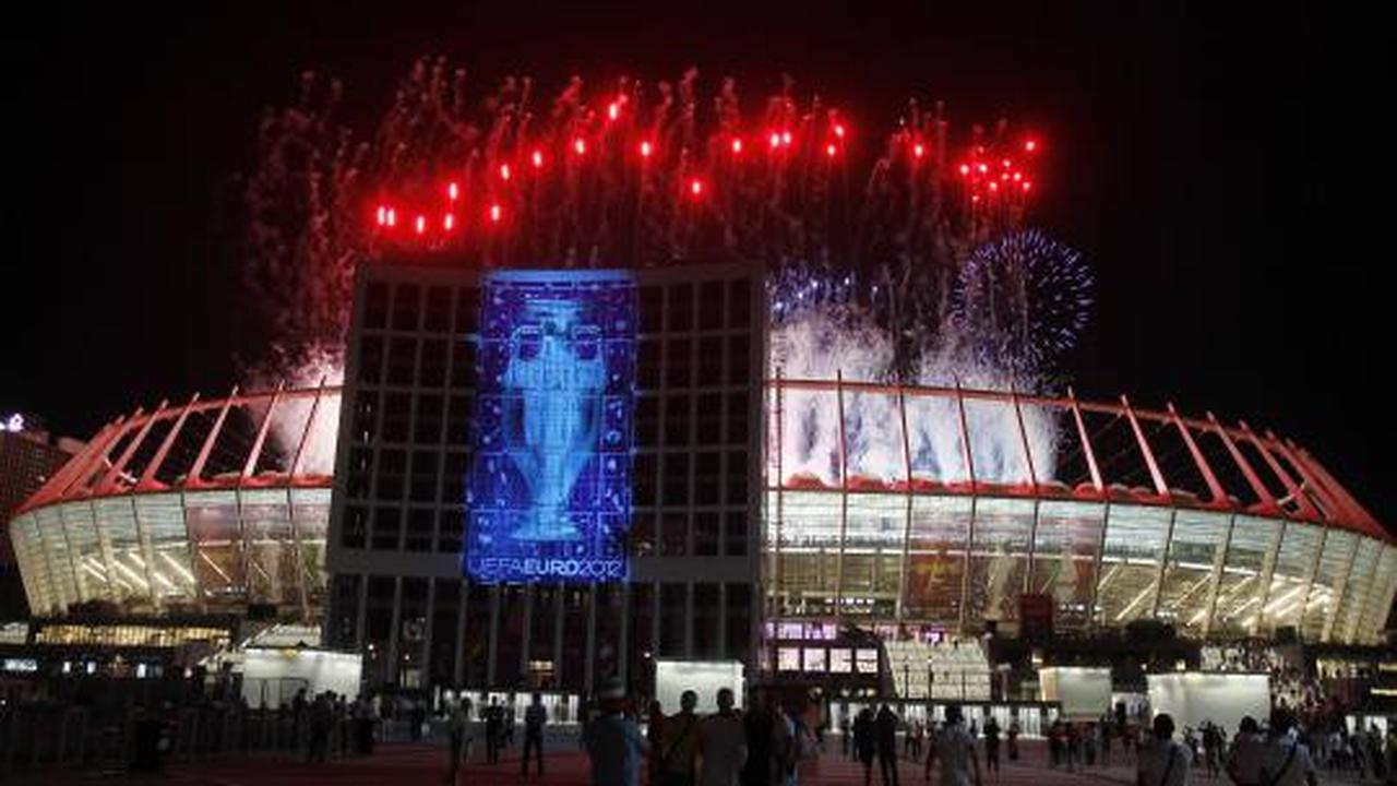 Stadion Olympic dan kembang api saksi sejarah Spanyol