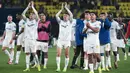 Para pemain Marseille merayakan gol pada akhir pertandingan leg kedua babak 16 besar Liga Eropa UEFA melawan Villarreal CF di stadion La Ceramica, Vilarreal pada 14 Maret 2024. Marseille lolos ke perempat final Liga Eropa UEFA. (Jose Jordan/AFP)