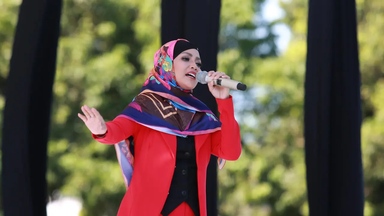 [Bintang] Kristina Sindir Pedangdut yang Hanya Bisa Bergoyang Sensual