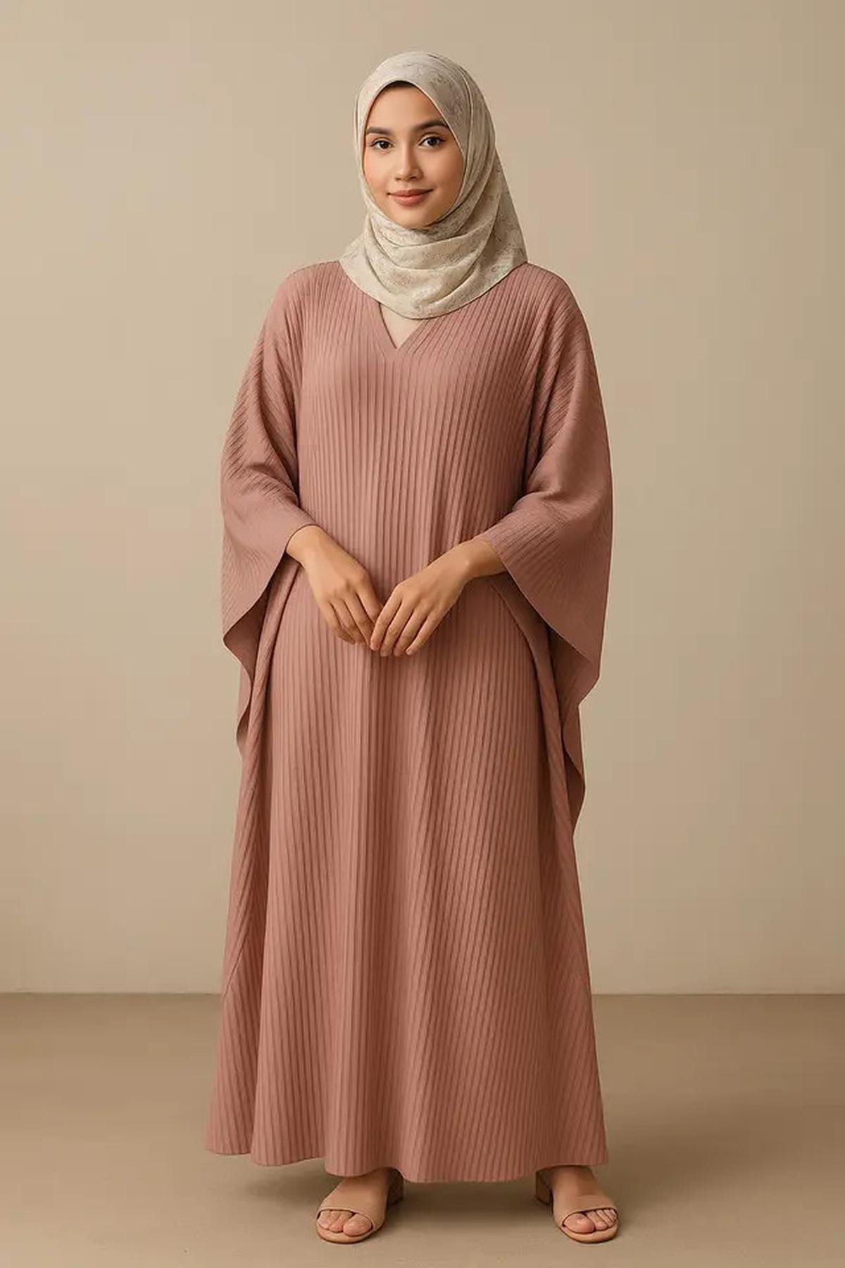 8 Model Kaftan Muslim Modern Buat Lamaran Biar Tampil Percaya Diri di Depan Keluarga Besar Pasangan