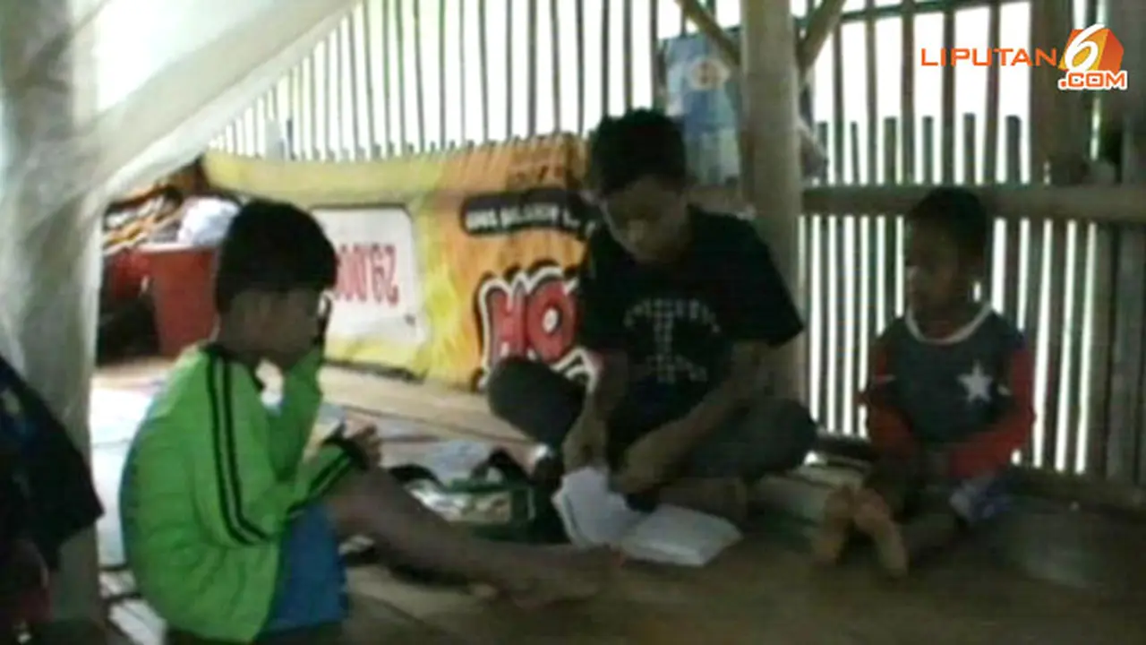 [VIDEO] Di Pandeglang, Janda 3 Anak Tinggal di Kandang Ayam