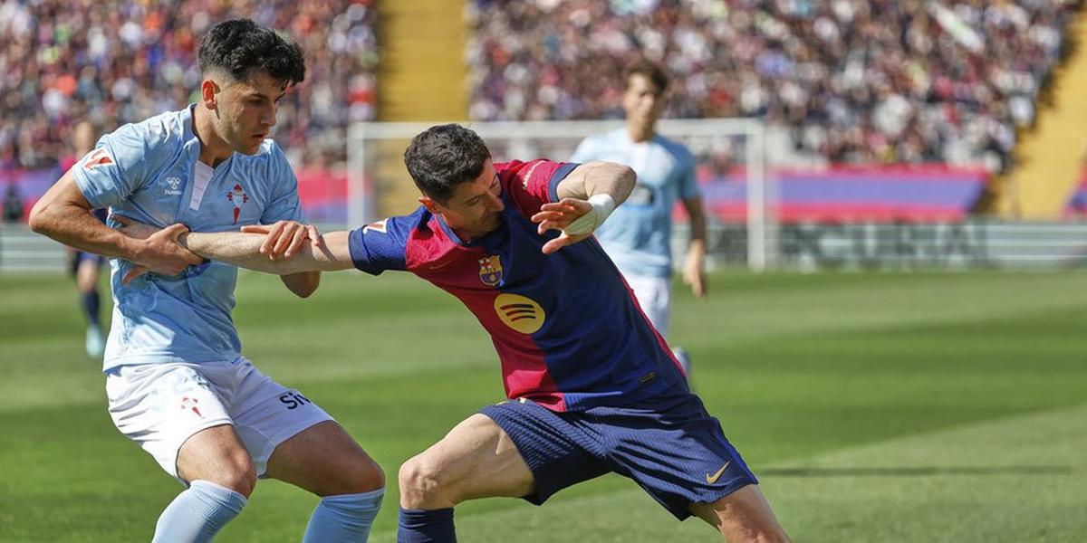 Lewandowski Terdesak! Ferran Torres Rebut Hati Hansi Flick di Lini Depan Barca