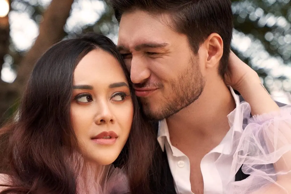 [Fimela] Aura Kasih dan Eryck Amaral