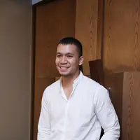 Aktor juga pebasket, Samuel Rizal kembali berakting. Dalam aktingnya kali ini, Samuel menjadi kepala detektif dengan nama AKBP Herry Heryawan. Lantas apa yang menjadi kesulitannya menjadi detektif. (Nurwahyunan/Bintang.com)