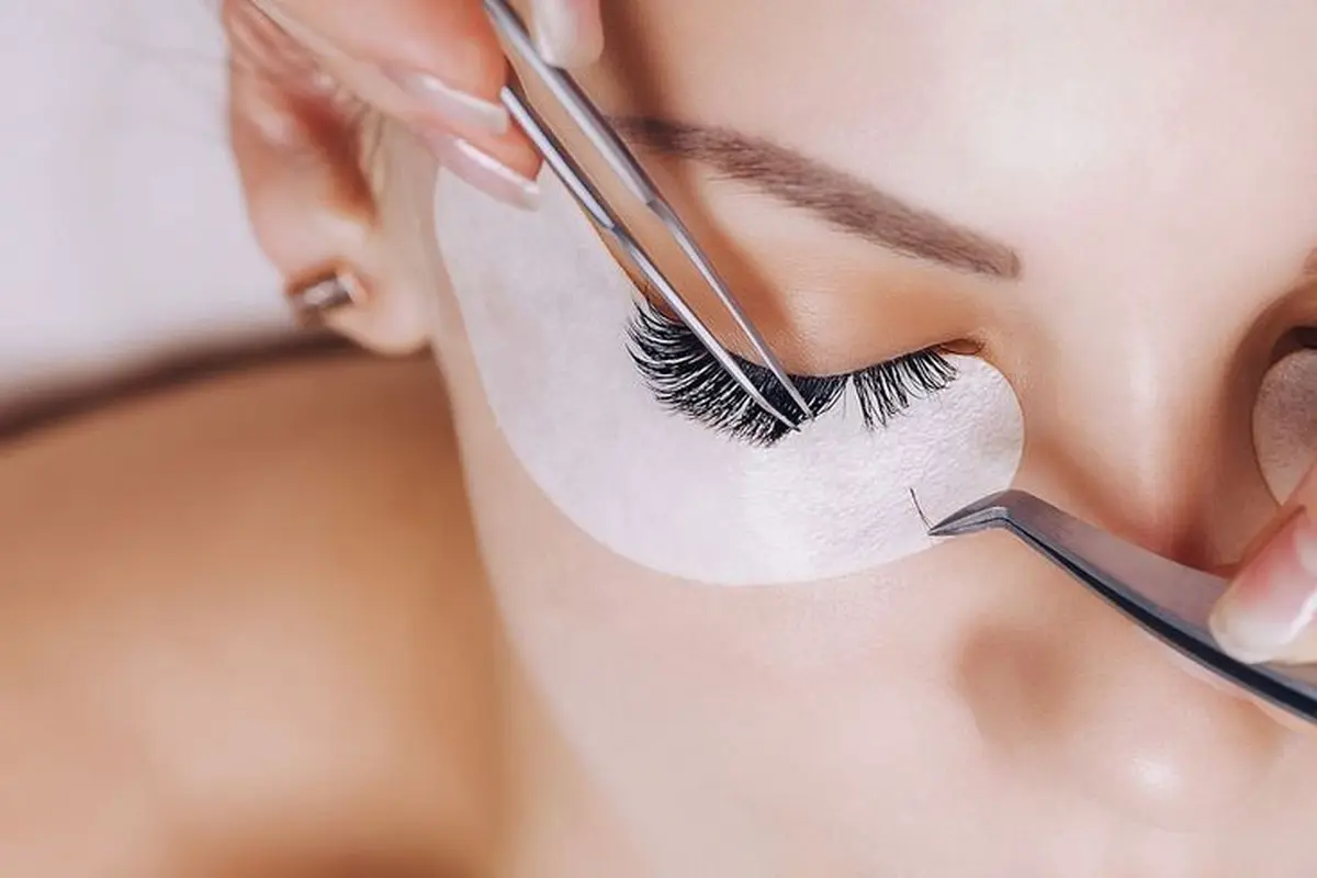 Perawatan Setelah Melakukan Eyelash Extension