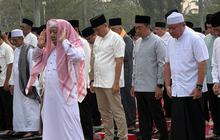 Asap Kepung Sumsel, Ribuan Warga Gelar Salat Minta Hujan