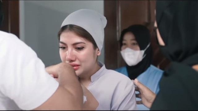 Persalinan Anak Pertama Icha Calista