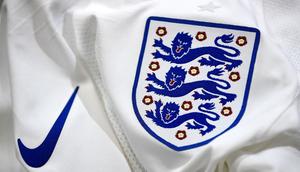 Logo Timnas Inggris. (AFP/Franck Fife)
