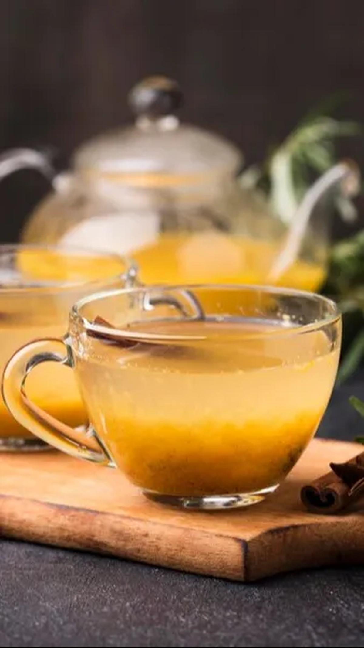 Kencur atau Kaempferia galanga, tanaman herbal dengan aroma dan rasa unik, telah lama menjadi bagian dari rempah-rempah khas Asia Tenggara.