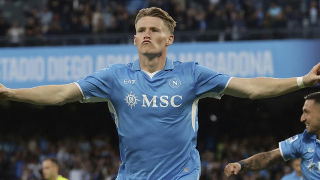 Perjalanan Sensasional Scott McTominay: Dibuang MU, Bawa Napoli Scudetto, Kini Raih Nominasi Ballon d'Or 2025
