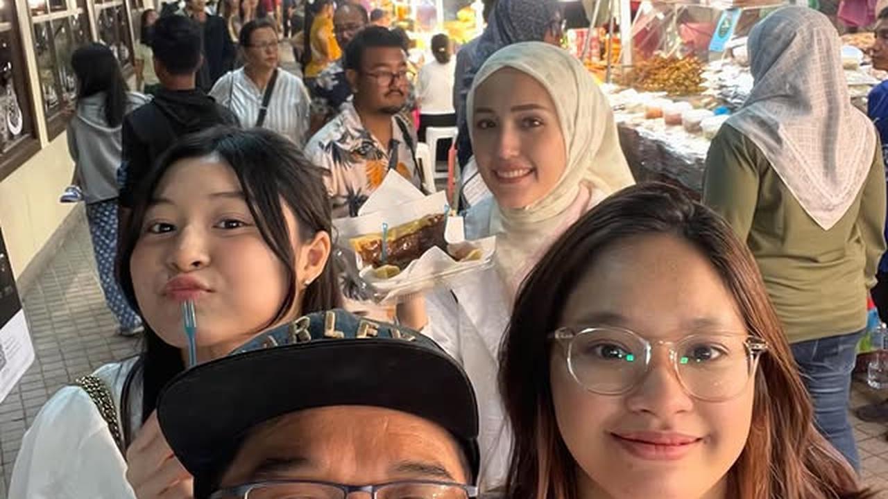 7 Potret Pasha Ungu Liburan Bareng Adelia Wilhelmina, Ajak Juga Shakiena dan Nasha 2 Anak Remajanya