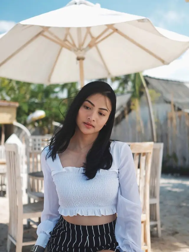 7 Potret Valeria Stahl Selebriti yang Dekat dengan Adipati Dolken
