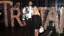 Dilansir dari HollywoodLife, hal itu dikarenakan Khloe Kardashian masih berada di Cleveland dengan Tristan Thompson dan juga sang anak, True. (Jerritt Clark - E!)