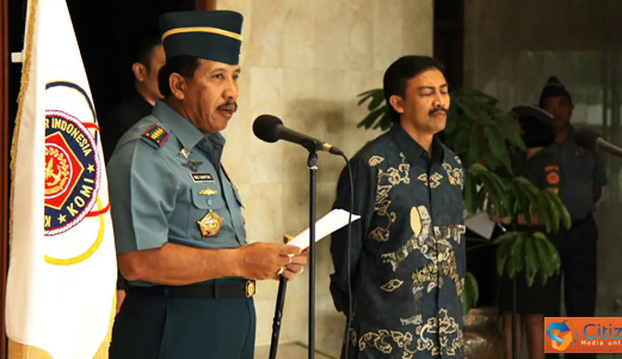 Citizen6, Jakarta: Panglima TNI Laksamana TNI Agus Suhartono melepas Kontingen TNI ke Rio de Janeiro, Brazil, untuk mengikuti kejuaraan Olahraga Militer Dunia yang ke-5 di Mabes TNI Cilangkap, Jumat (8/7). (Pengirim: Badarudin Bakri)
