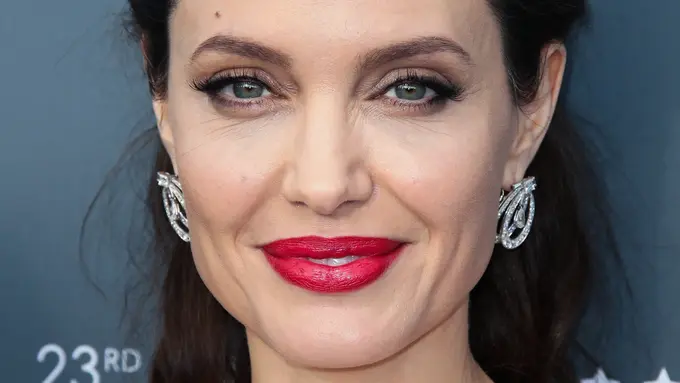 [Fimela] Angelina Jolie