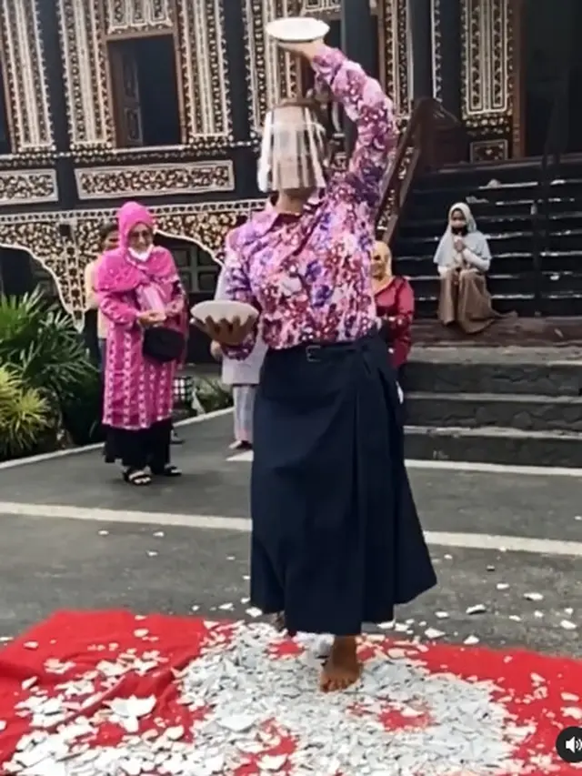 Susi Pudjiastuti
