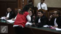Pengacara: Tak Ada yang Lihat Jessica Taruh Sianida di Kopi Mirna
