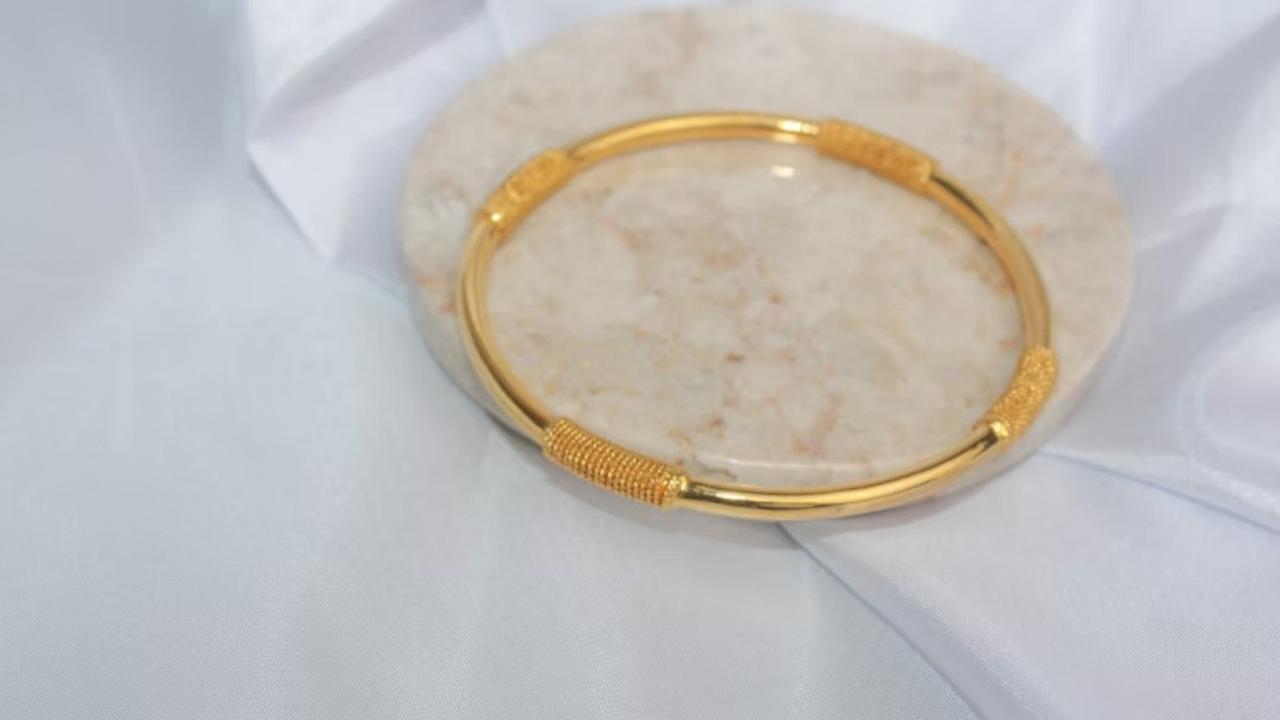 8 Model Gelang Emas 1 Gram 18K Terbaru 2025 yang Simple dan Cantik, Elegan Dikenakan