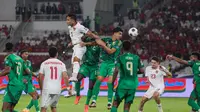 Timnas Indonesia menggulingkan Arab Saudi dengan skor 2-0 pada putaran ketiga Kualifikasi Piala Dunia 2026 zona Asia Grup di Stadion Utama Gelora Bung Karno (SUGBK), Jakarta, pada Selasa (19/11/2024) malam WIB. (Bola.com/Abdul Aziz)