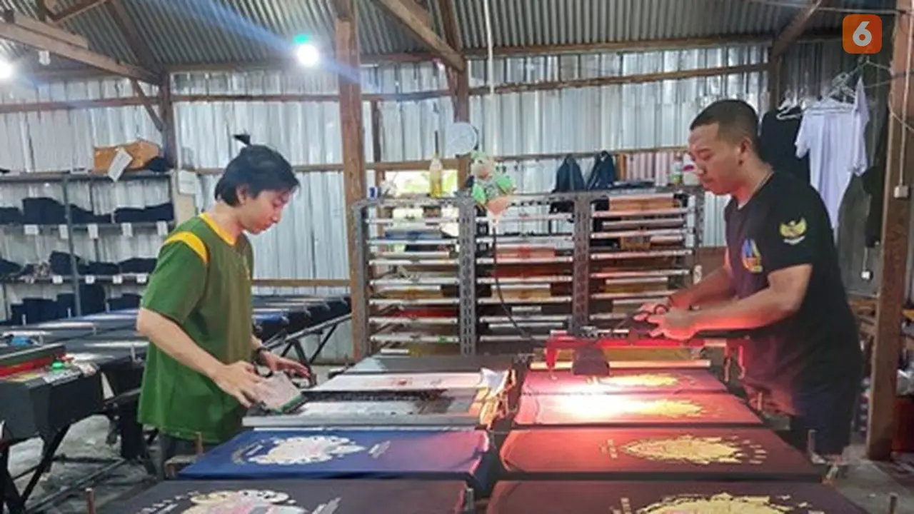Produksi kaus