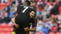 Penyerang Manchester City, Nolito, merayakan gol yang dicetaknya ke gawang Stoke. Masuk pada menit ke-69, bomber Spanyol ini mampu mencetak dua gol pada menit ke 86 dan 90+5. (AFP/Paul Ellis)