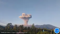 Gunung Dukono Erupsi 2.300 Meter, Alami 59 Kali Gempa Letusan