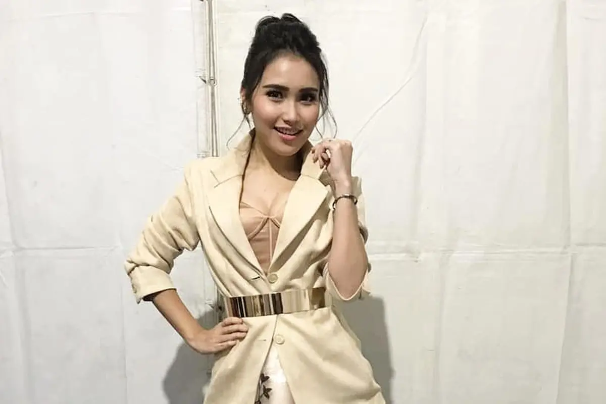 [Bintang] Ayu Ting Ting