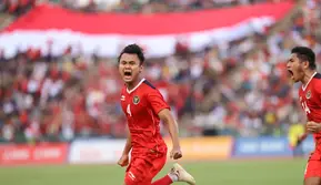 Timnas Indonesia U-22 menang atas Vietnam dengan skor 3-2. Tiga gol timnas dicetak oleh Komang Teguh Trisnanda Putra (10'), Muhammad Ferarri (53') dan Taufani Muslihuddin pada masa injury time. (Foto:Dok.PSSI)