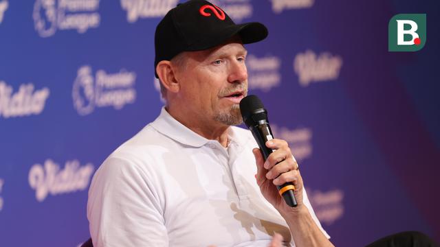 Sesi wawancara roundtable bersama Peter Schmeichel