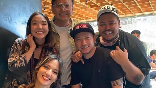 5 Momen Gading Marten Bertemu Wijin Pertama Kali Bareng Gisel, Tak Canggung