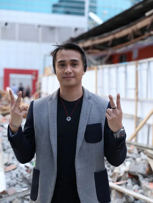 'Ini pertama kali pacaran dengan yang lebih muda 11 tahun. Jadi ya spesial-lah,' tutupnya. (Andy Masela/Bintang.com)