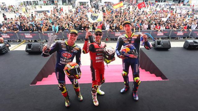Podium Race 1 WSBK Mandalika