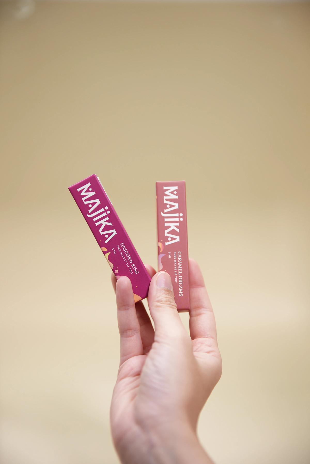 Gaya Bibir Natural untuk Musim Liburan, Intip Rahasia Soft Ombre Lips ala MAJIKA