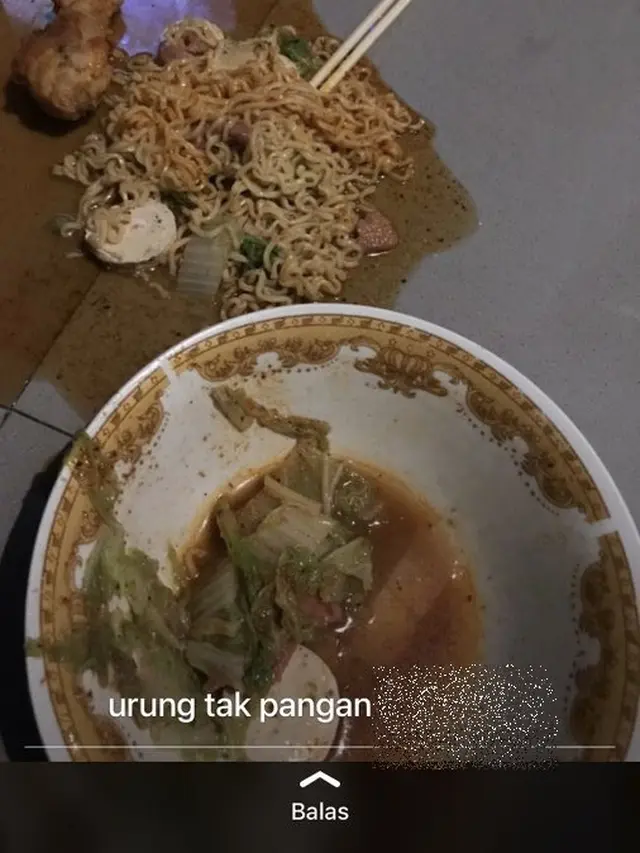 6 Status WhatsApp saat Alami Apes Mau Makan Ini Bikin Ketawa Garing