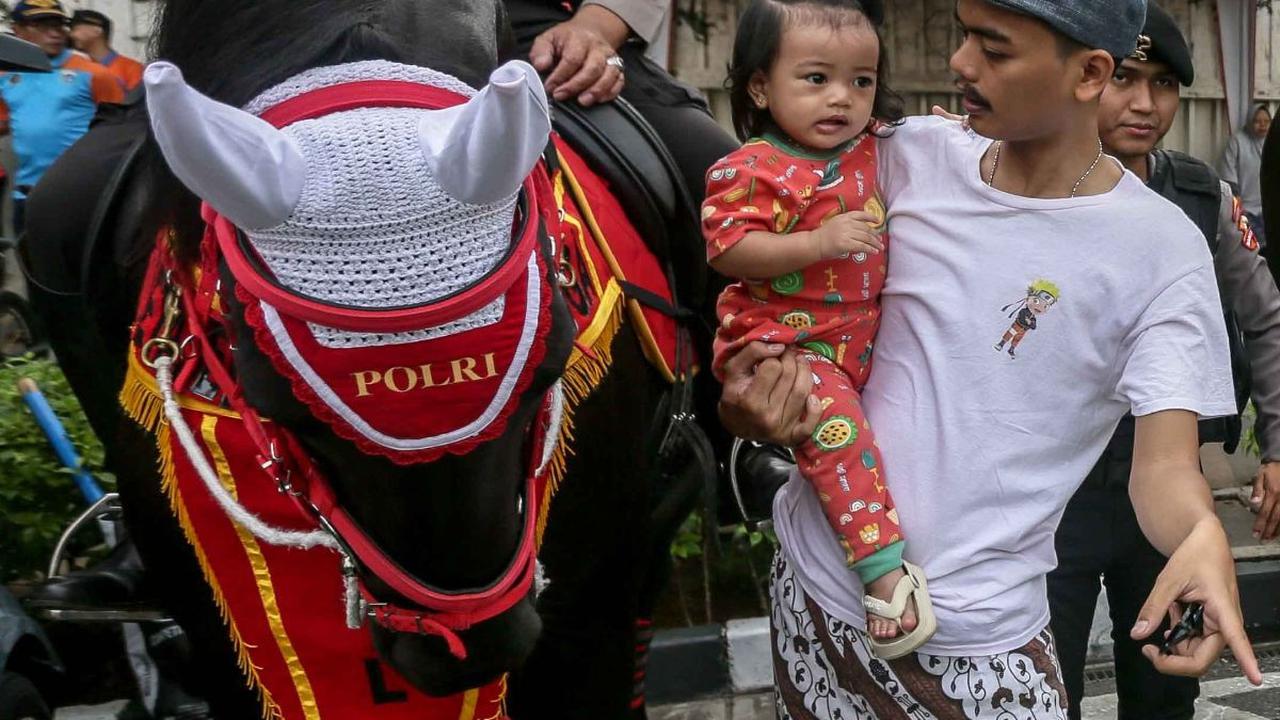Kehadiran Polisi Berkuda ini juga sebagai bentuk memperkenalkan profesi tersebut kepada warga.