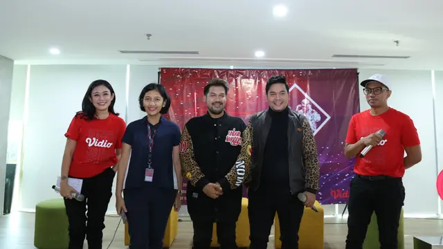 [Fimela] Indra Bekti dan Gautama