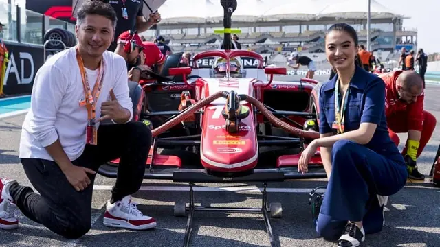 Gaya Raline Shah di Sirkuit Balap Abu Dhabi (sumber: instagram/ralineshah)