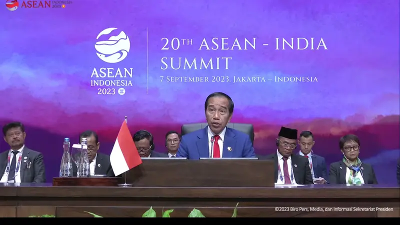 Presiden Joko Widodo (Jokowi) dalam Konferensi Tingkat Tinggi (KTT) ke-20 ASEAN-India yang digelar di Ruang Cendrawasih 3, Jakarta Convention Center (JCC), Jakarta, Kamis (7/9/2023).