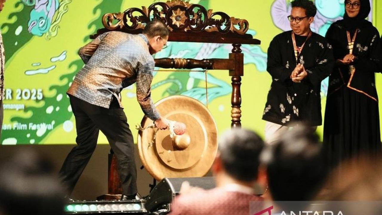 JAFF 2025 Dibuka Meriah, Menbud Fadli Zon Soroti Pentingnya Pengarsipan Film Nasional