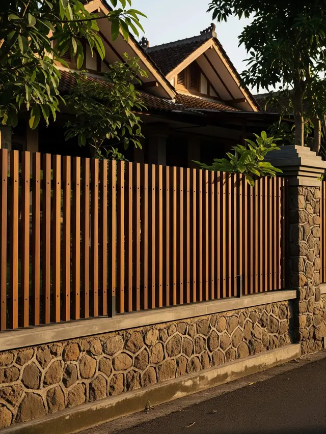 Model Pagar Pendek yang Tetap Aman untuk Rumah di Pinggir Jalan