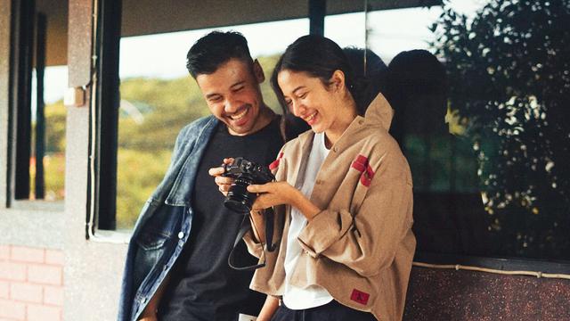 [Bintang] Putri Marino dan Chicco Jerikho