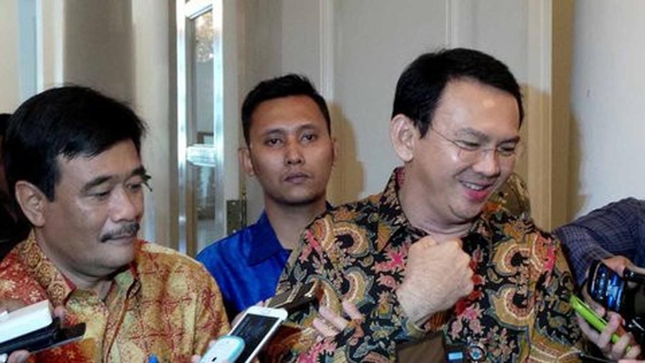 Ahok: Kalau Transjakarta sudah tua terbakar, biarin aja lah