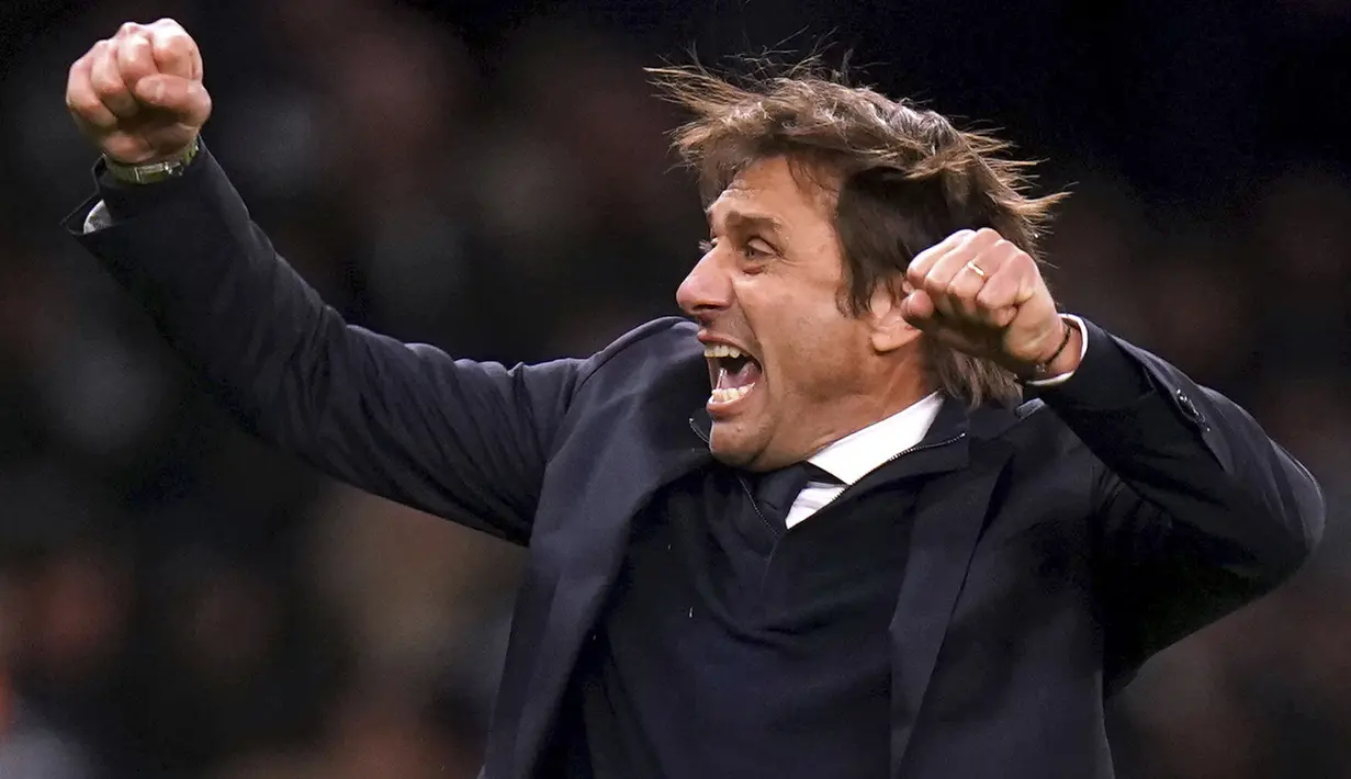 Berkat kemenangan ini, Tottenham dengan poin 19 berhak naik ke peringkat tujuh klasemen menggeser Manchester United. Sementara itu, Leeds terpuruk di posisi 17 dengan poin 11. (AP via PA/Adam Davy)