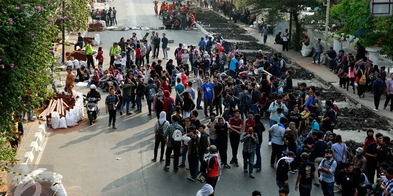 20151027-Demo-Mahasiswa-YAI-Jakarta