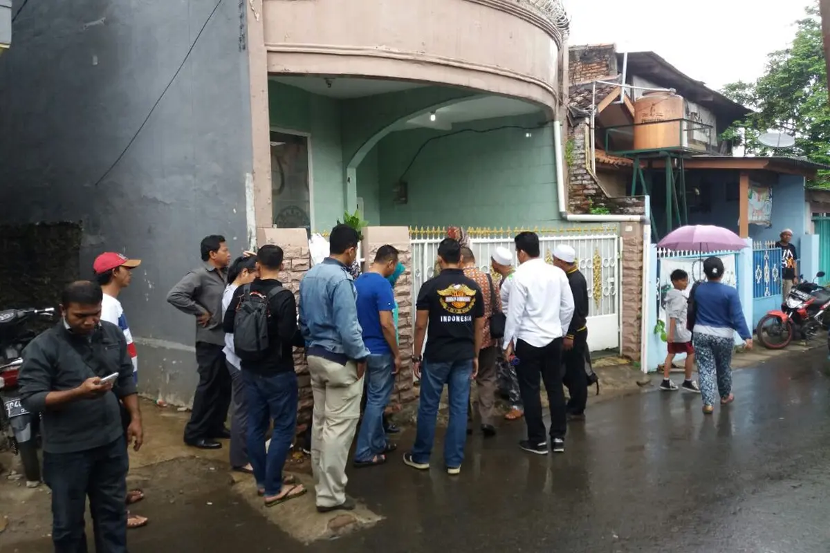 Rumah tersangka makar Firza Husein