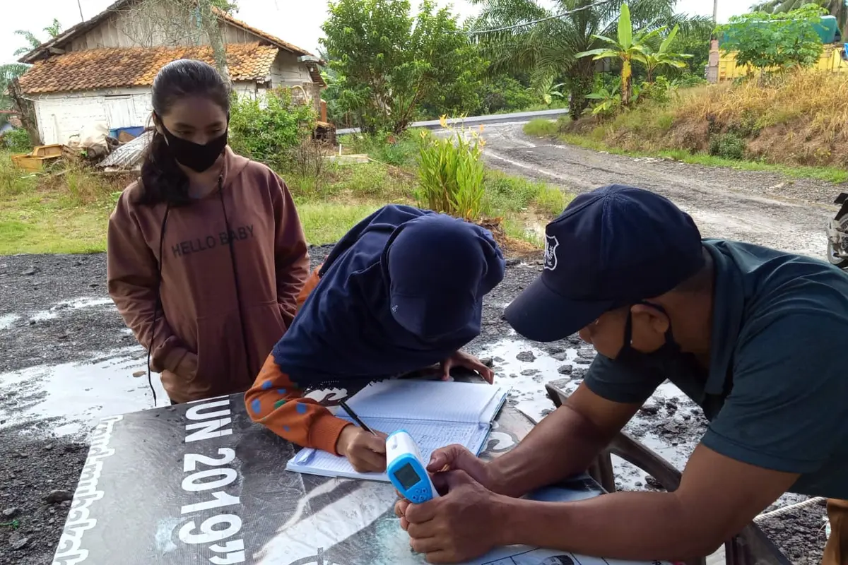 enerima manfaat CSR PT Pertamina Gas di wilayah Pertagas Operation Central Sumatera Area ikut andil dalam pencegahan COVID-19 di daerahnya.