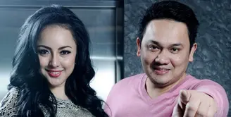 Banyak orang yang menganggap kasus antara Farhat dan Regina hanya untuk mencari sensasi belaka. Regina merespon hal itu dengan tenang, ia mengungkapkan bahwa Farhat masih sering menerornya melalui whatsapp.